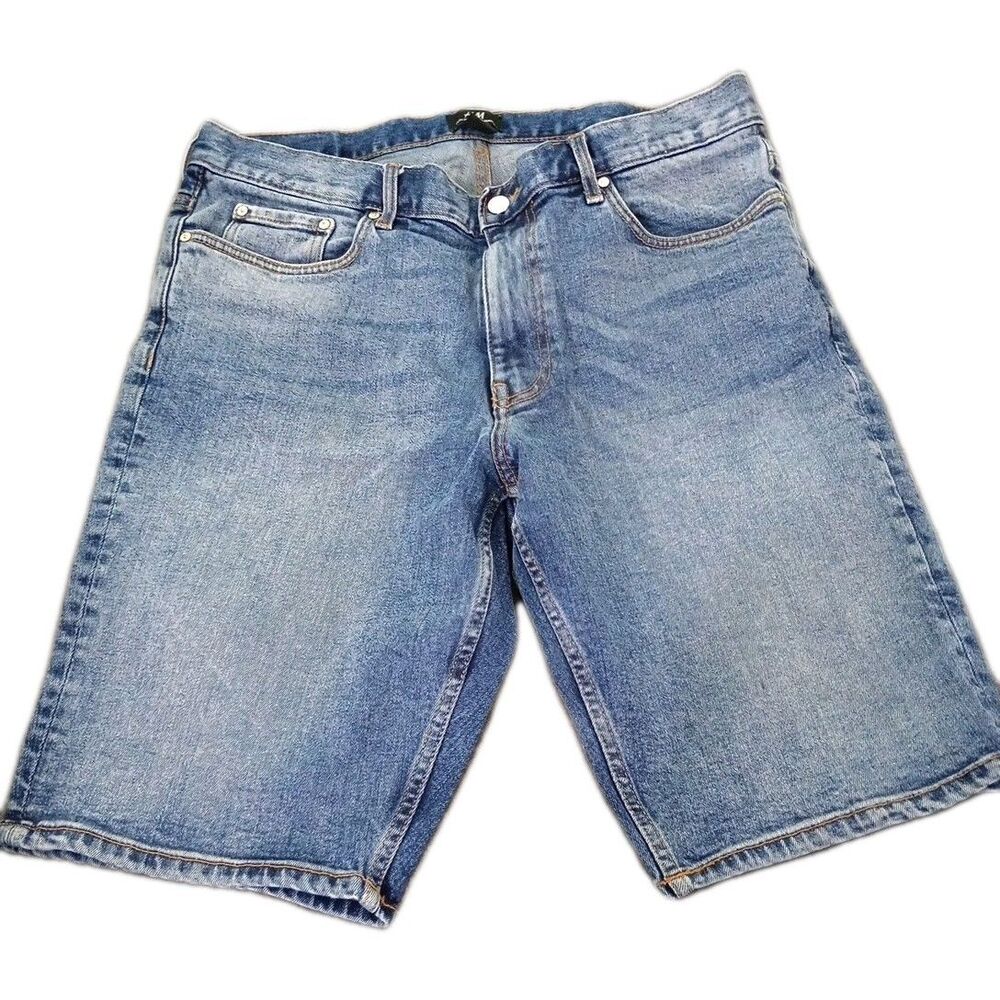 H&M Men’s Slim Fit Denim Shorts Blue Size 33 Stretch Jean Shorts Casual Summer